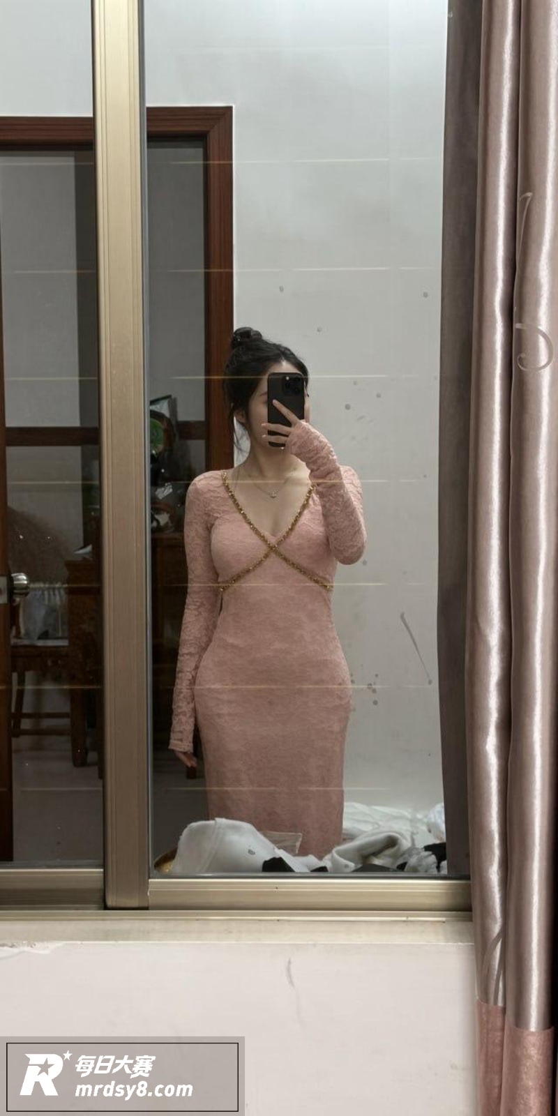 广西长腿御姐 拧广淼相关图片5